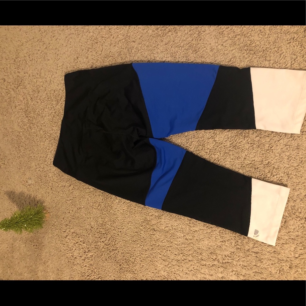 Colorblock Leggings - Picture 5 of 6
